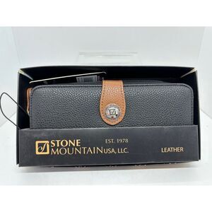 NIB New Stone Mountain Ludlow Zip Around Clutch Wallet Black Pebbled Leather